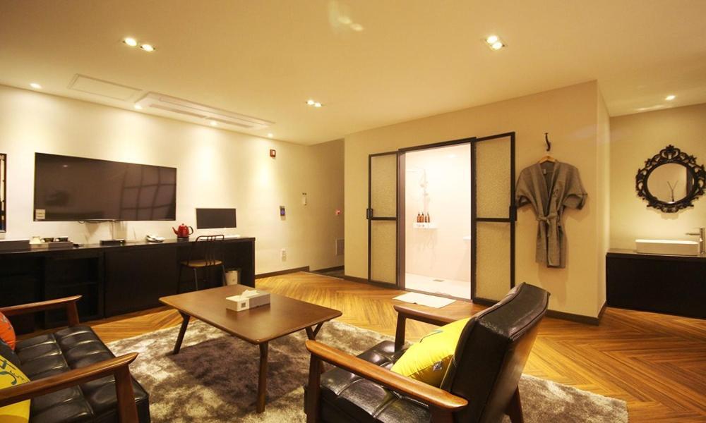 Iksan 4 Seasons Hotel Zewnętrze zdjęcie